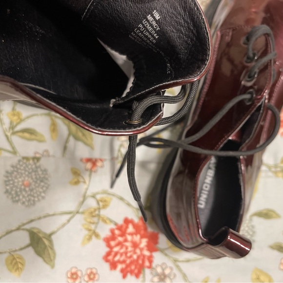 Union Bay Maroon Chunky Penny Loafers - Picture 13 of 14